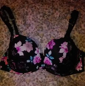 36D Black Floral bra